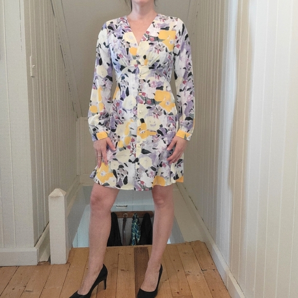 Floral short dress with long sleeves - Picture 8 of 11